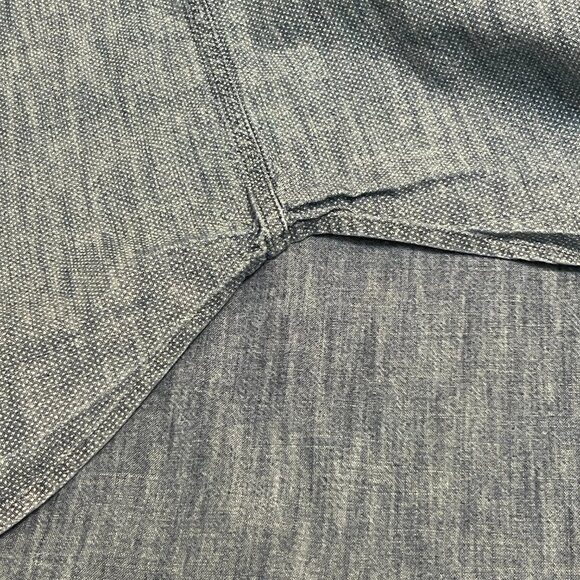 Old Navy Men's Button Down Shirt Slim Fit Chambray Short Sleeve Size Large - Picture 7 of 7